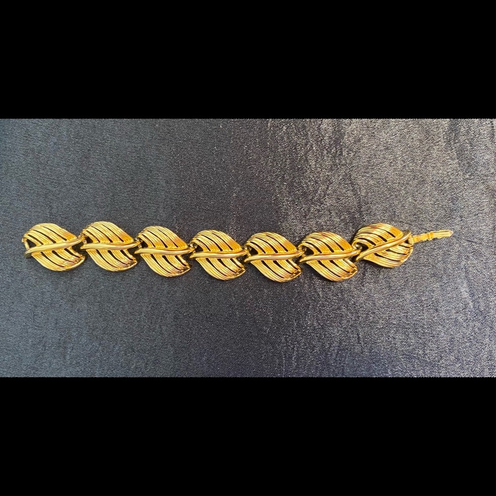 Napier Bracelet